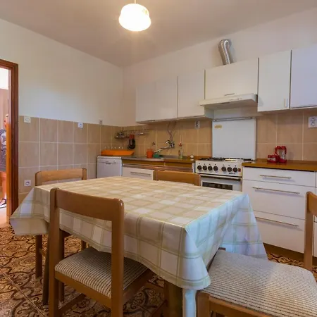In 41383 Apartman