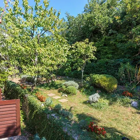 In 41383 Apartment *