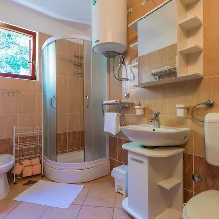 In 41383 Apartment